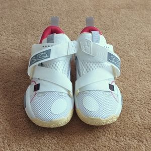 LI-NING All City Dwayne Wade Basketball